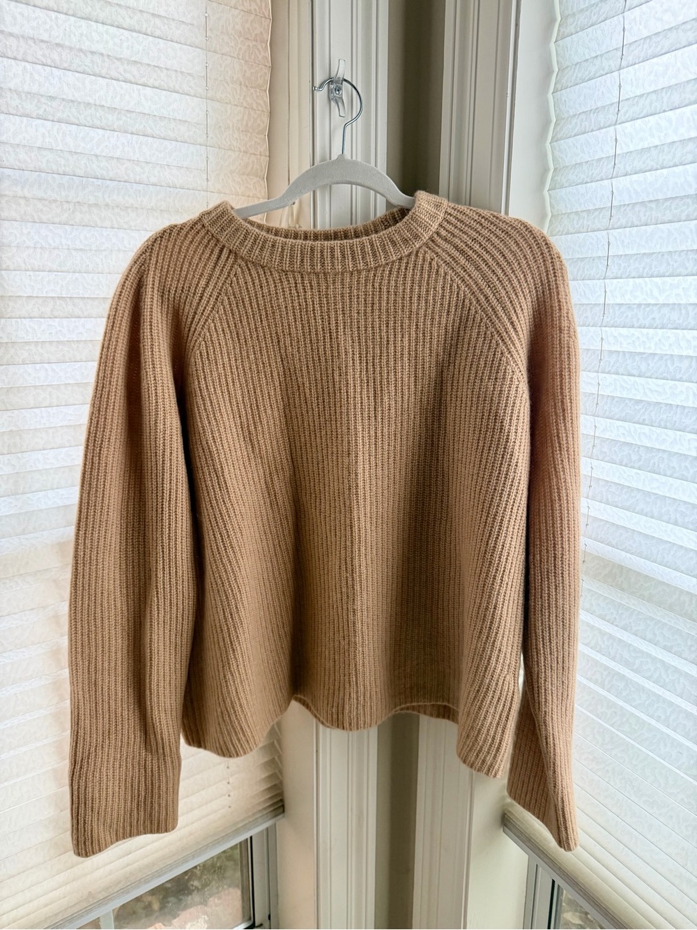 Vince 100% Cashmere Sweater in Tan Resell from TheRealReal Size L